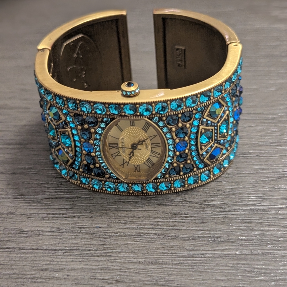 🦋Heidi Daus Teal Crystal Cuff Watch – Art Deco Vintage Glamour - Picture 3 of 6